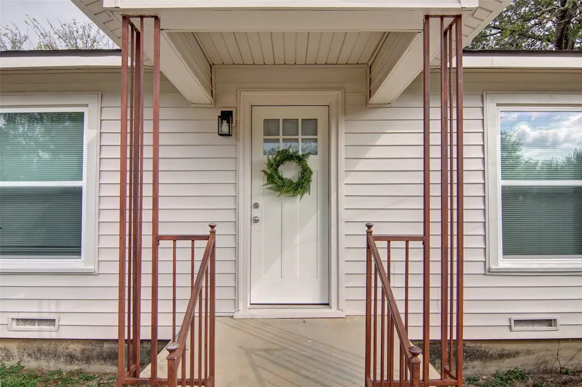 910 Liberty Street, Weatherford, TX 76086 - Image #1