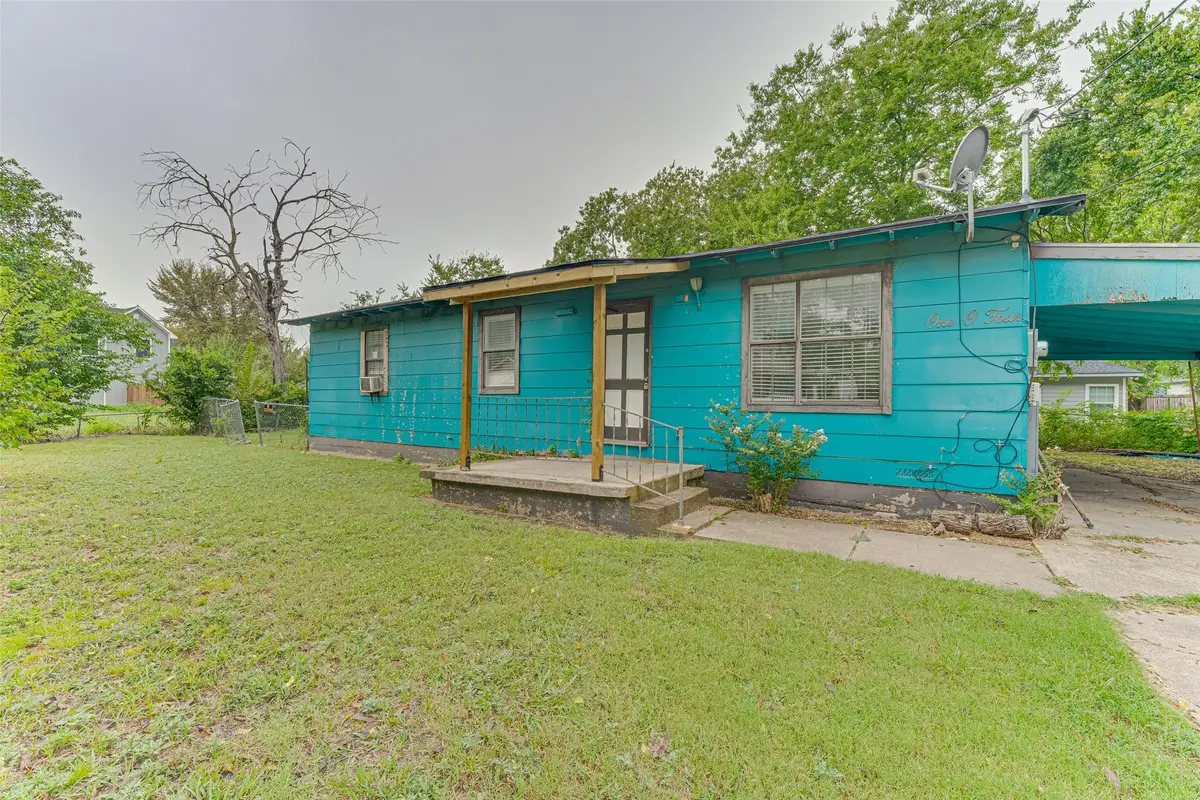 104 Griffin Street, Waxahachie, TX 75165 - Image #1