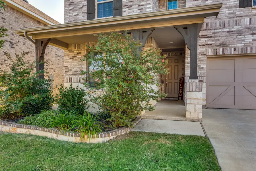 8921 Horse Herd Drive, Fort Worth, TX 76123 - Image #2
