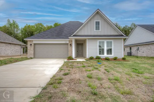 1221 Bayou Bay Court, Frierson, LA 71027