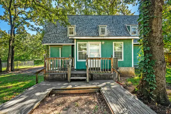 241 Robin Hood Road, Gordonville, TX 76245