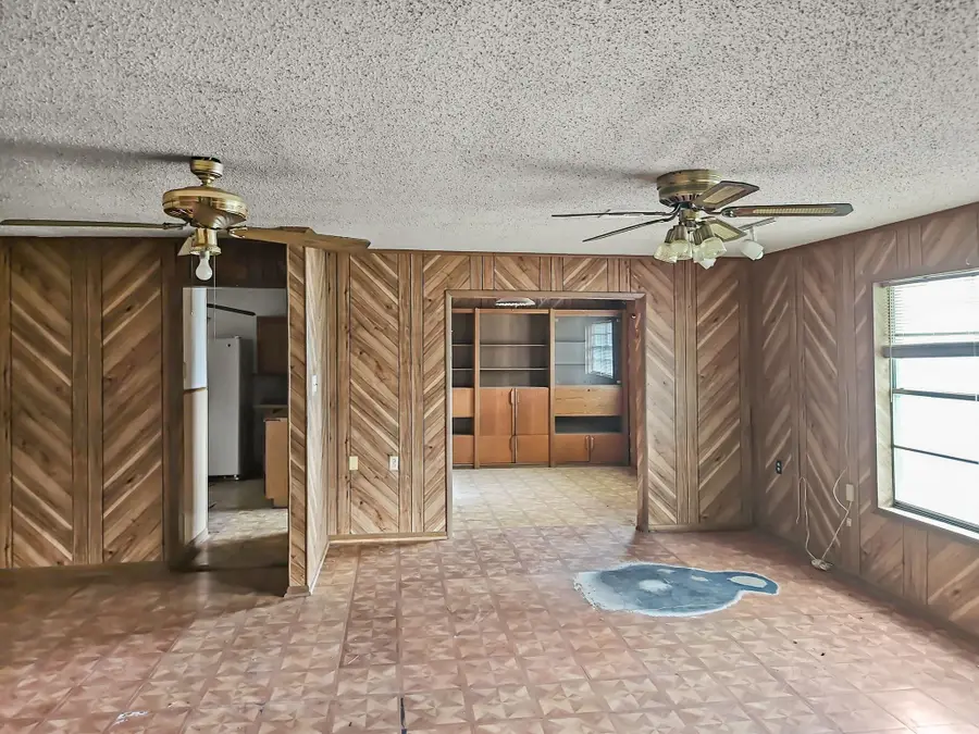 369 N Bell, Evant, TX 76525 - Image #3