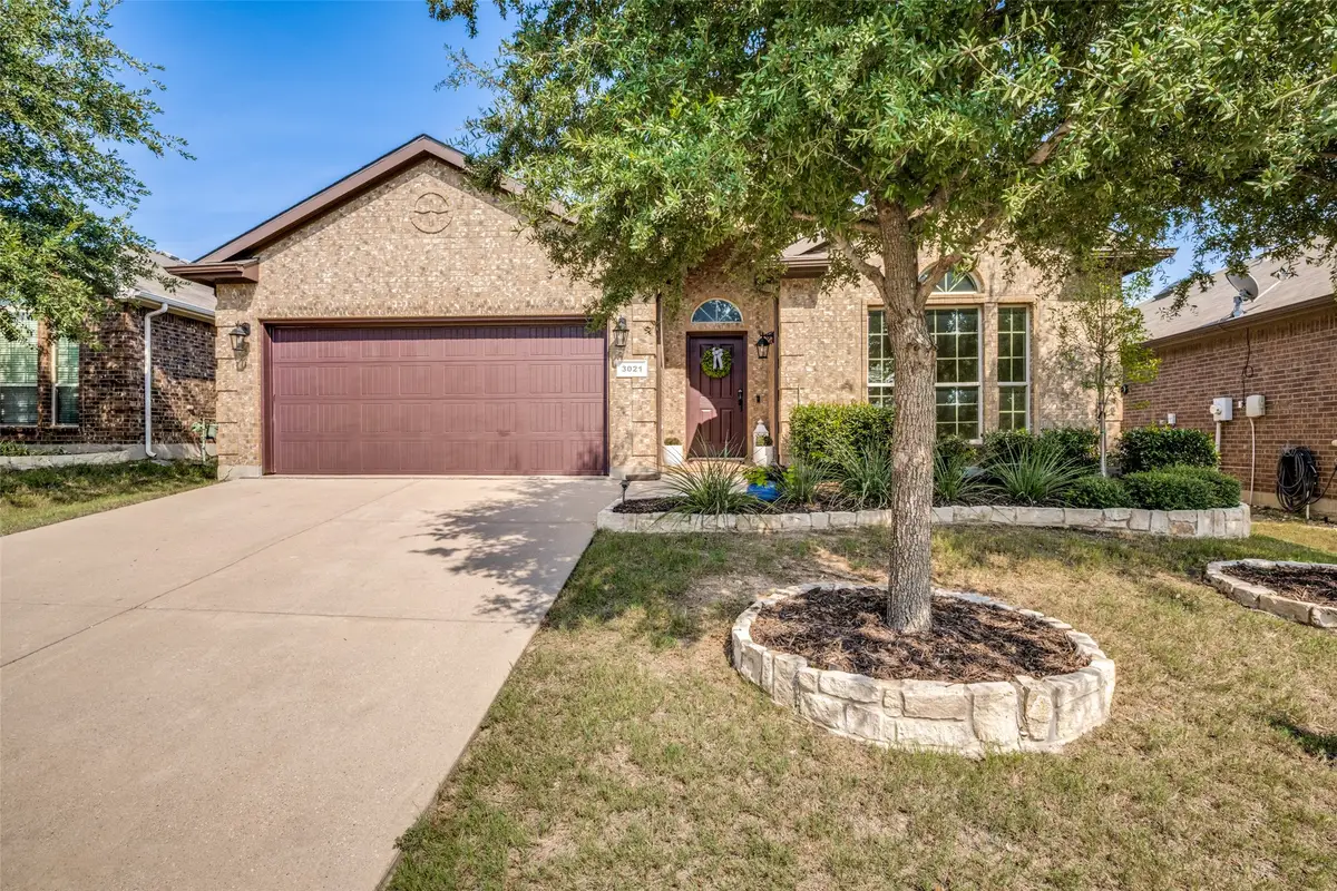 3021 Maple Creek Drive, Fort Worth, TX 76177 - Image #1