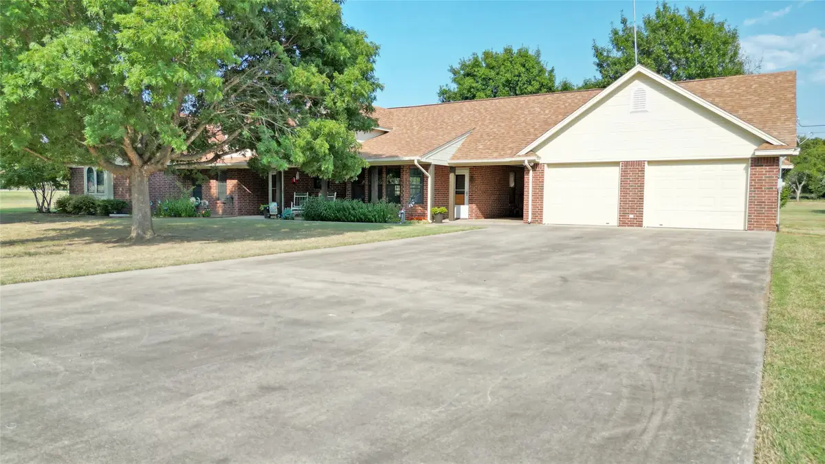 201 Threatt Lane, Weatherford, TX 76088 - Image #1