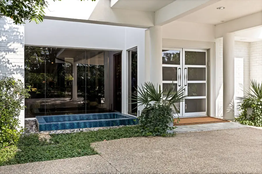 6018 Rose Grove Court, Dallas, TX 75248 - Image #2