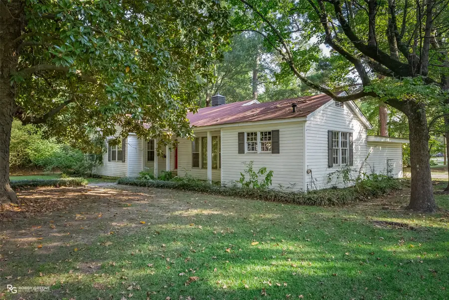 223 W Virginia Avenue, Vivian, LA 71082 - #2