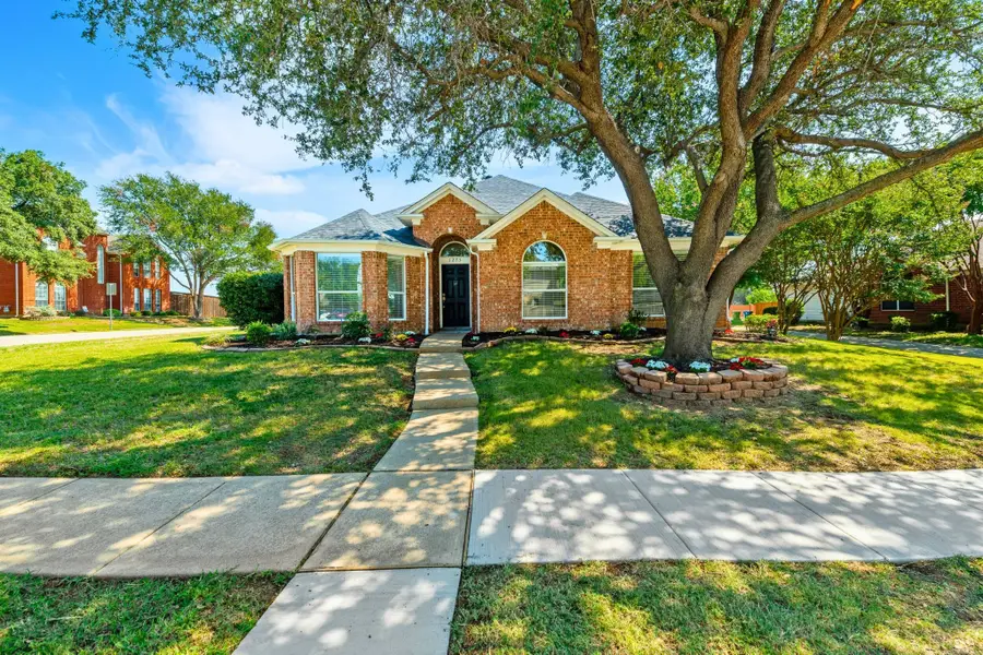 1253 Hershey Lane, Lewisville, TX 75077 - Image #2