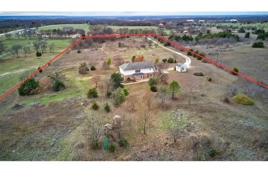 153 S Oak Branch Road, Waxahachie, TX 75167 - Image #1