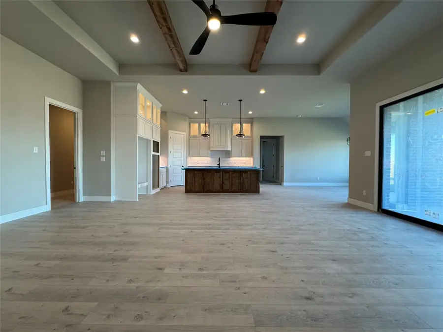 136 Grey Wolf, Godley, TX 76044 - Image #3