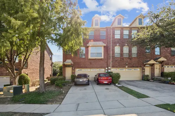 2564 Chambers Drive, Lewisville, TX 75067