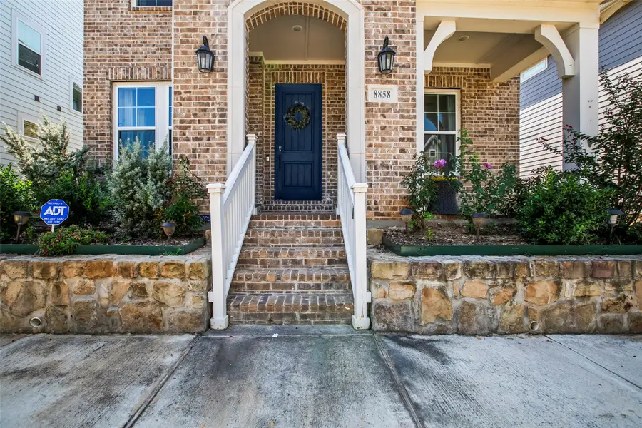 8858 Mandalay Street, North Richland Hills, TX 76180 - Image #2