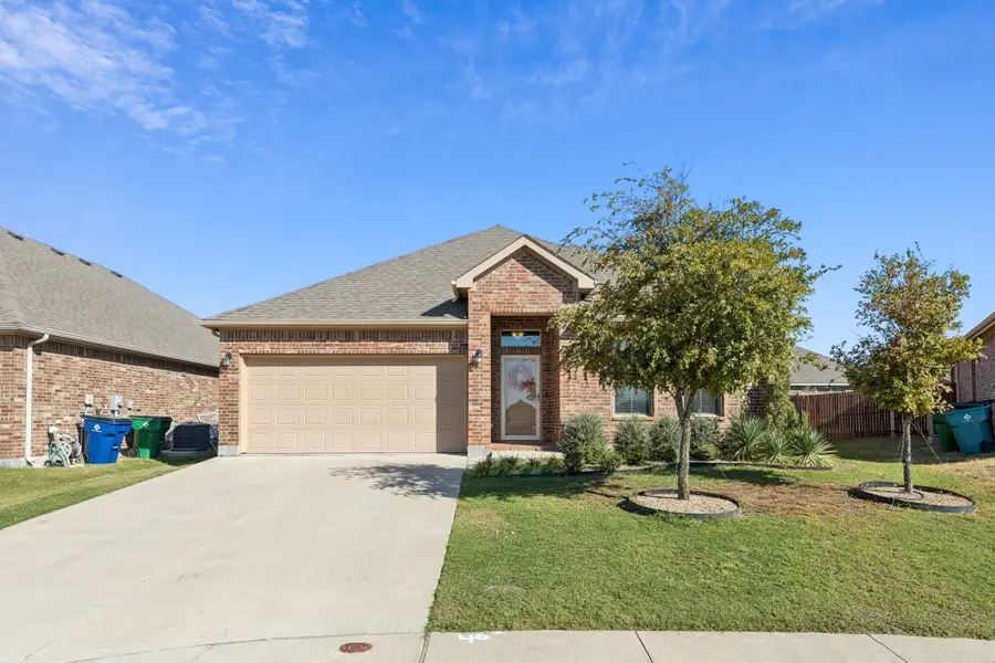 145 Wagon Wheel Drive, Waxahachie, TX 75167 - Image #2