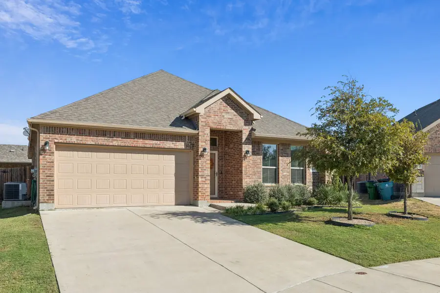 145 Wagon Wheel Drive, Waxahachie, TX 75167 - Image #3