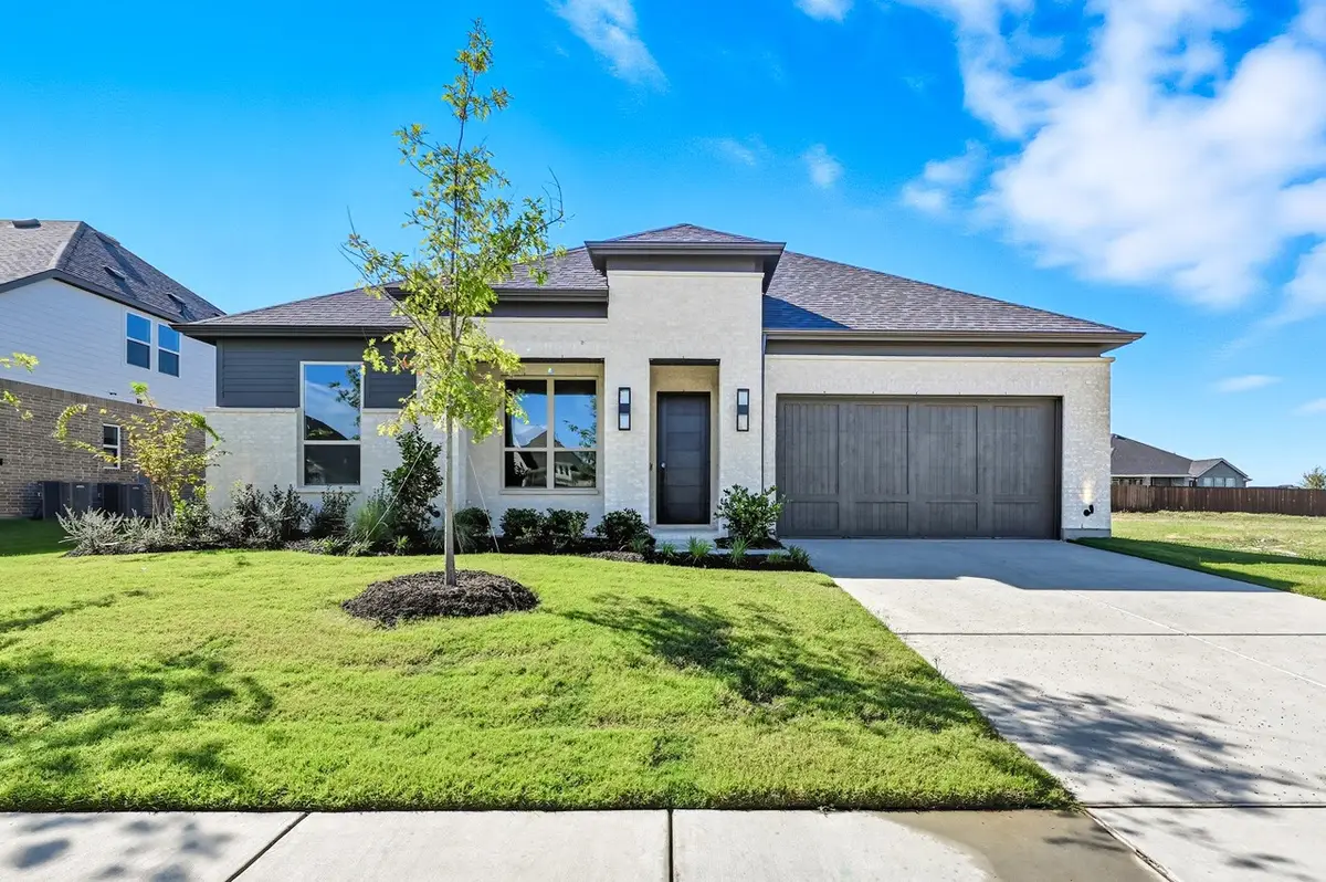 2229 Garnet Drive, Waxahachie, TX 75167 - Image #1