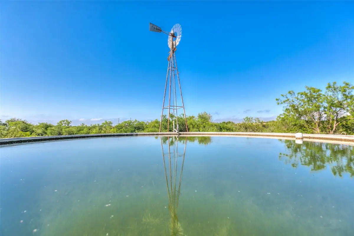 1000 Friendship Rd, Robert Lee, TX 76945 - Image #1