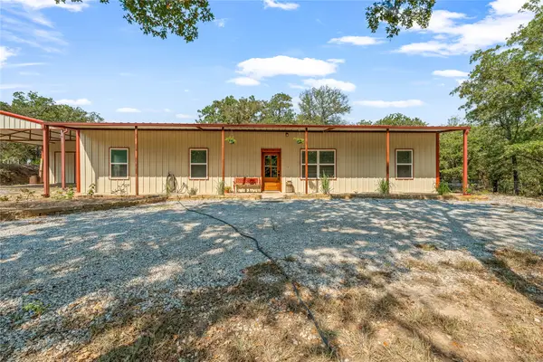 891 County Road 3592, Paradise, TX 76073