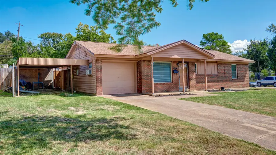 2612 W Rochelle Road, Irving, TX 75062 - Image #2