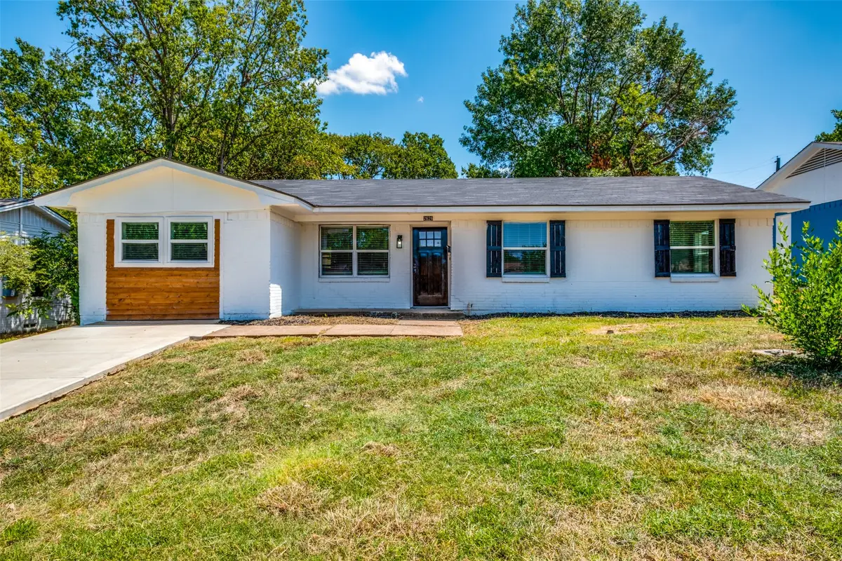 2626 Brenda Drive, Mesquite, TX 75149 - Image #1