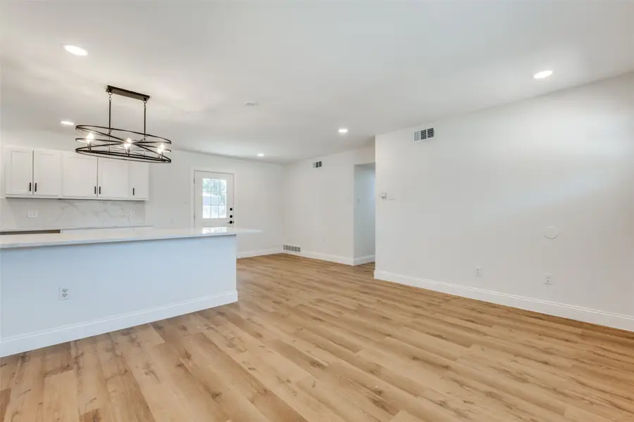 2626 Brenda Drive, Mesquite, TX 75149 - Image #3