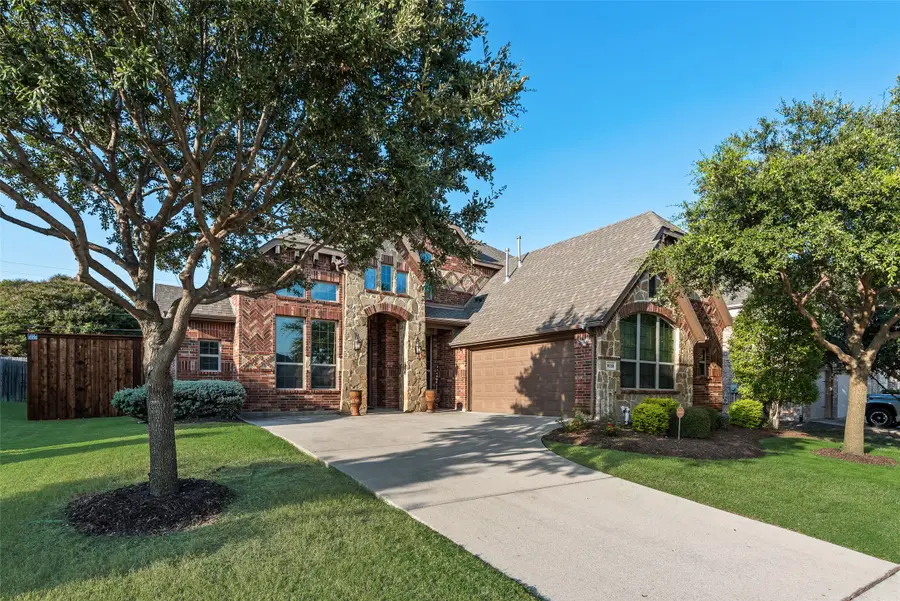 9113 Canyon Creek Drive, Rowlett, TX 75088 - Image #2