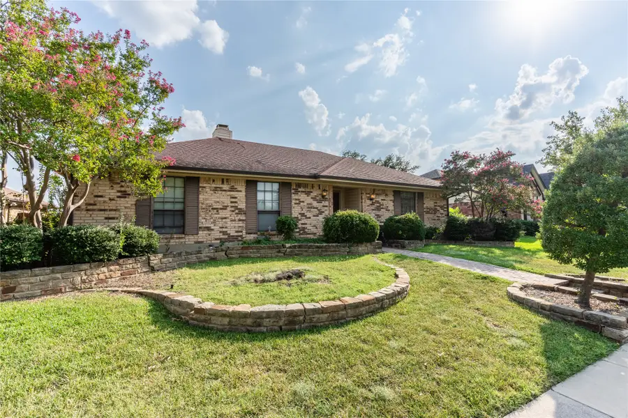 1710 Mayflower Drive, Carrollton, TX 75007 - Image #2