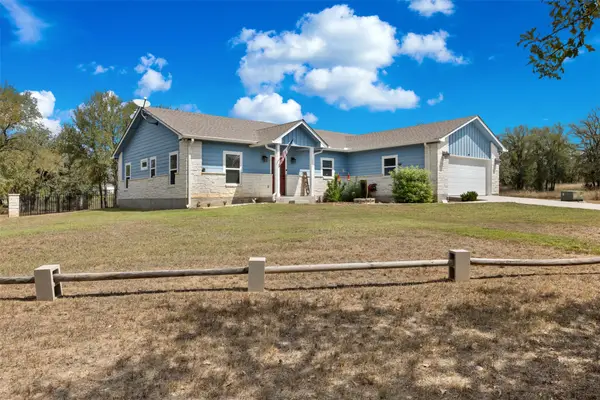 141 Eagle Point Cove, Kingsland, TX 78639