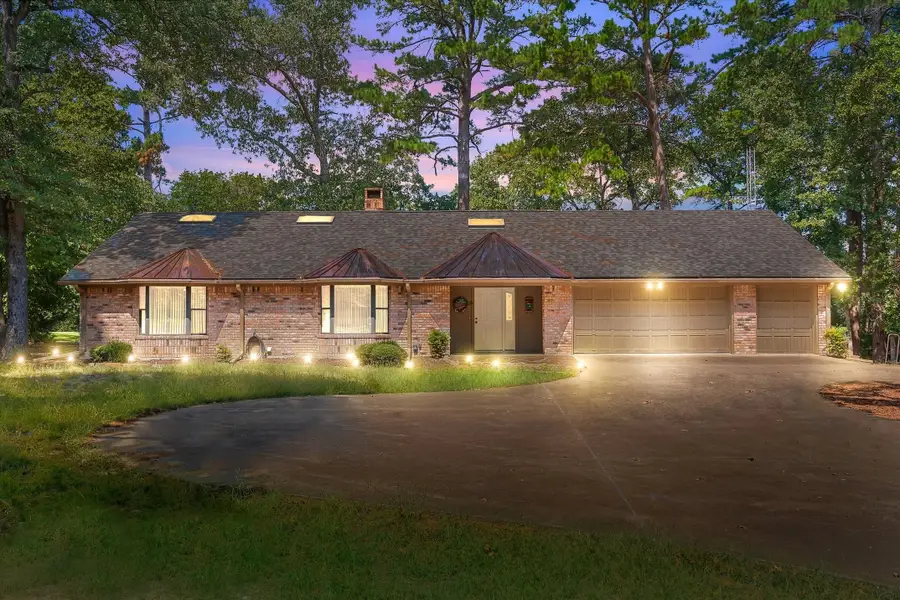 257 Peaceful Woods Trail, Holly Lake Ranch, TX 75765 - Image #2