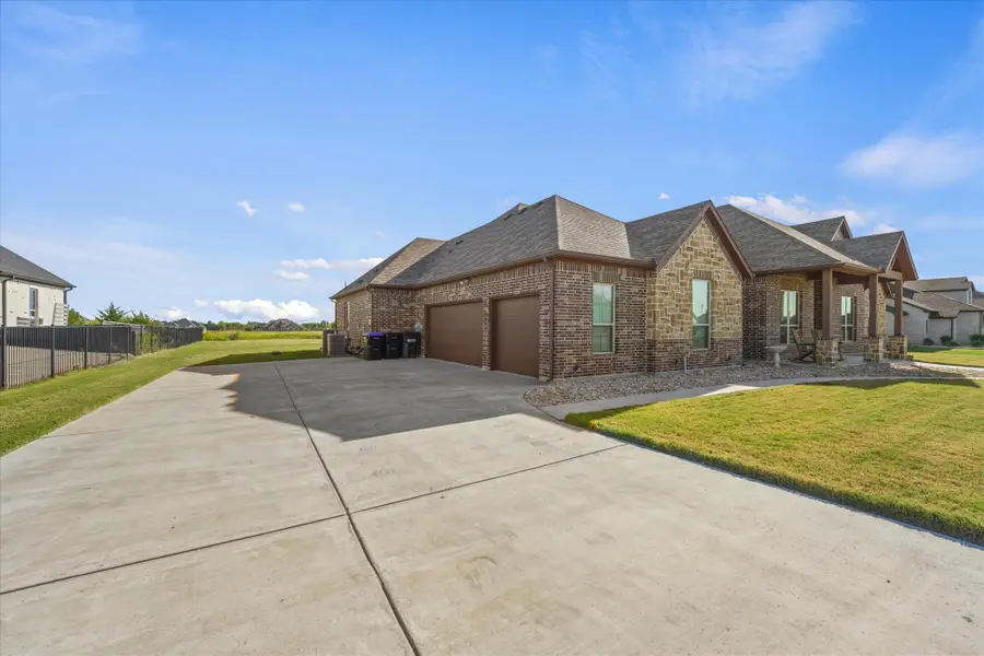 14066 Windrow Drive, Talty, TX 75126 - Image #3