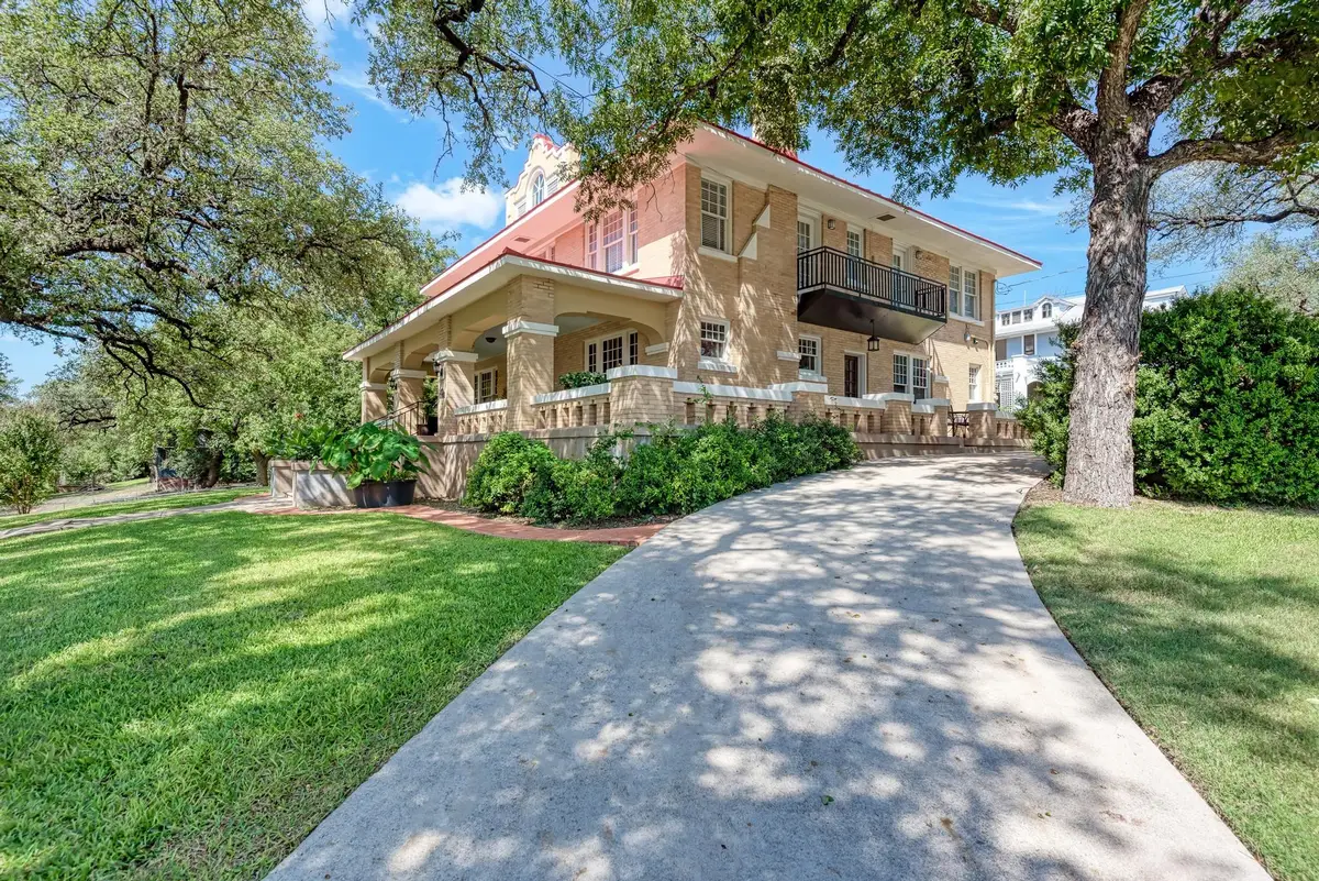 401 W 4th Street, Lampasas, TX 76550 - Image #1