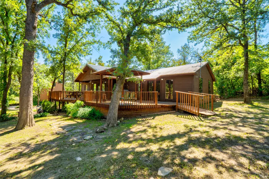 189 Stoney Ridge, Azle, TX 76020 - Image #2