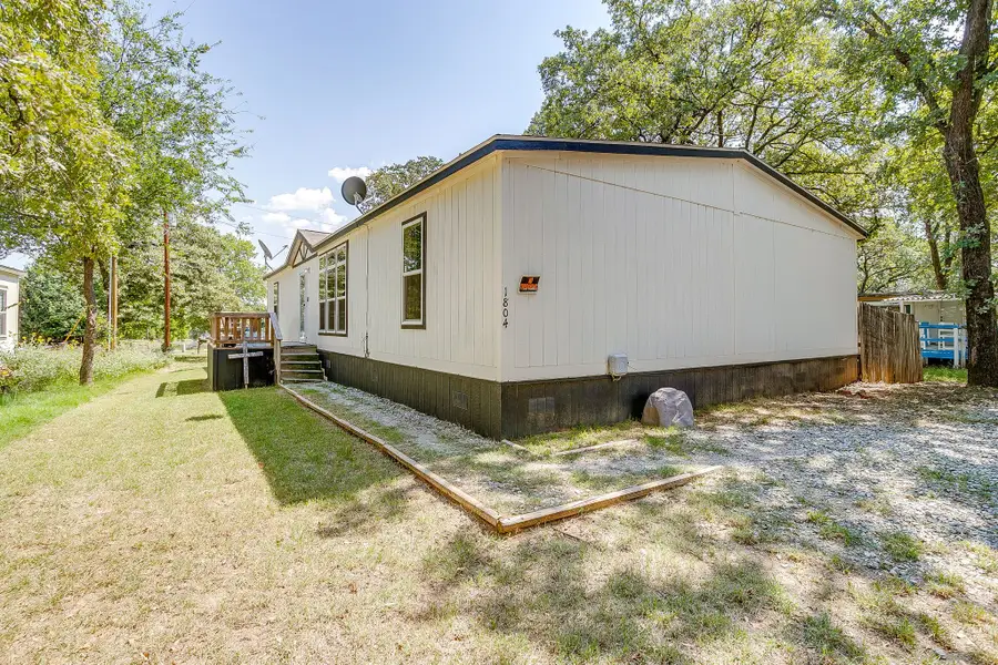 1804 Coral Road, Pelican Bay, TX 76020 - Image #2