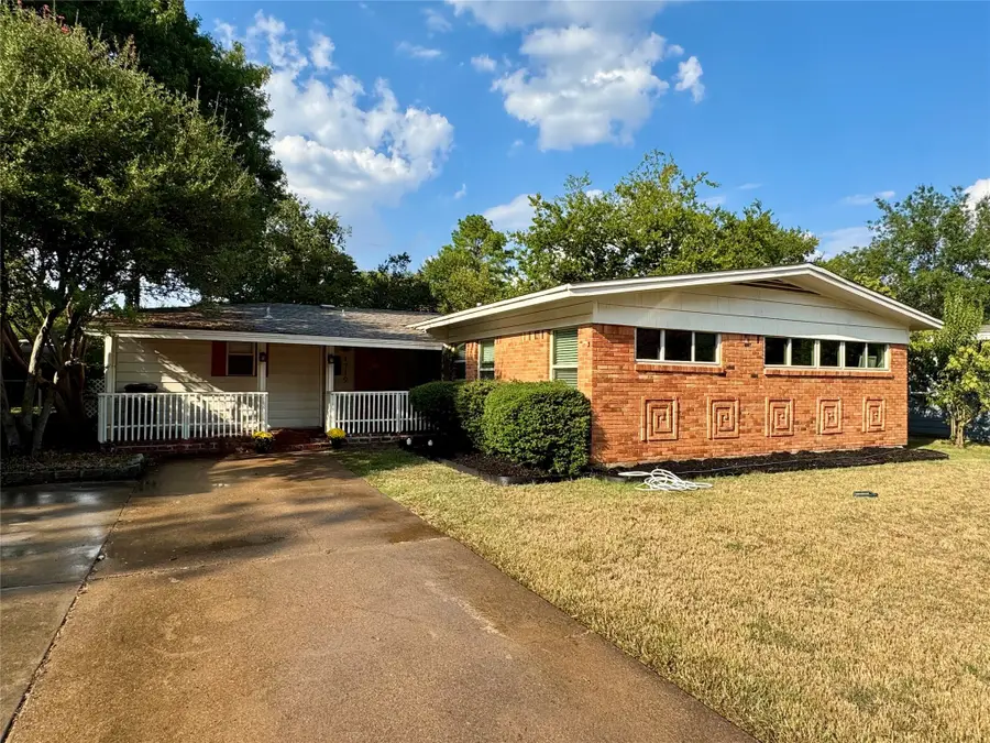 1719 Belmead Lane, Irving, TX 75061 - Image #2