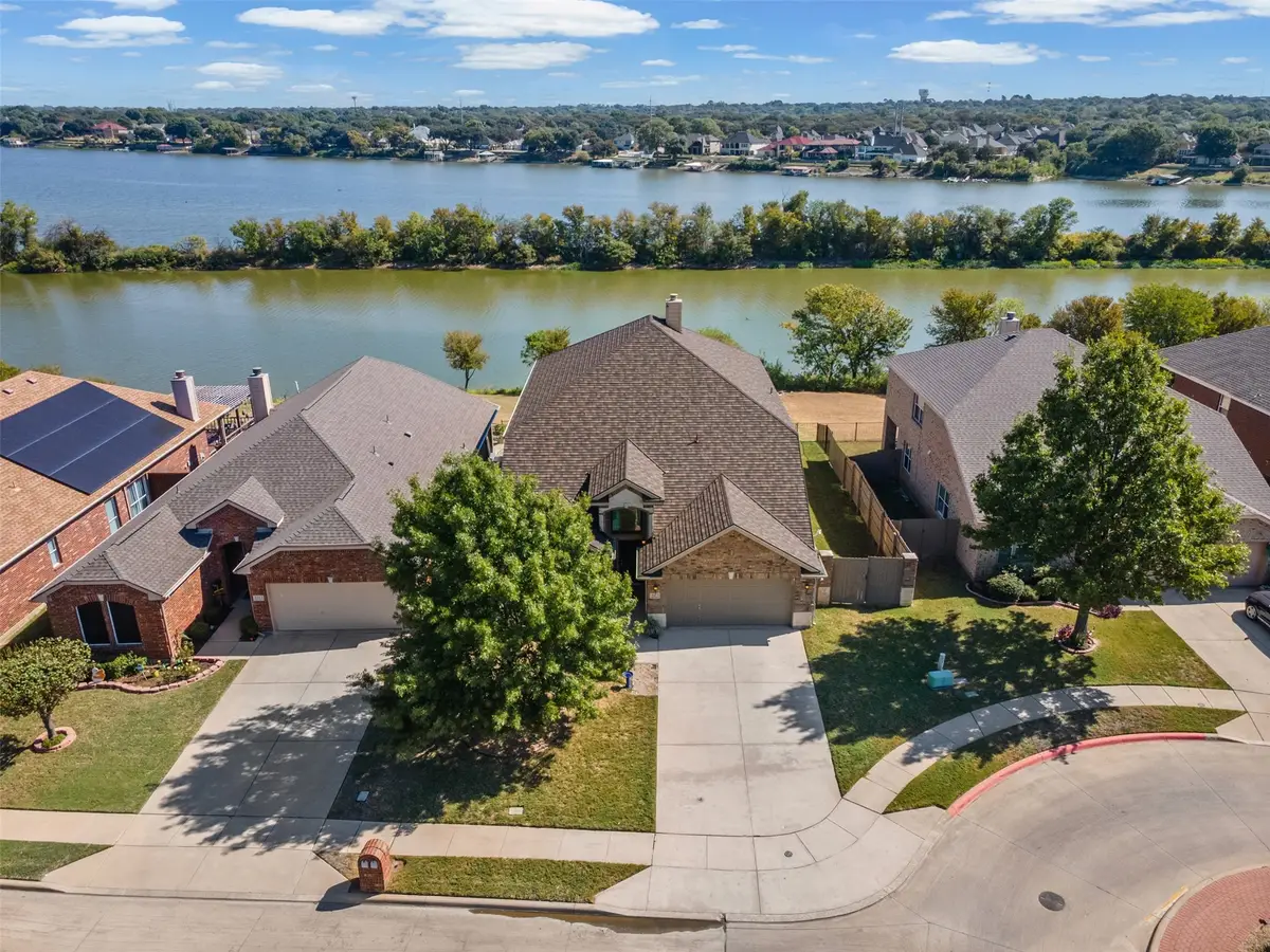 5417 Grenada Drive, Fort Worth, TX 76119 - Image #1