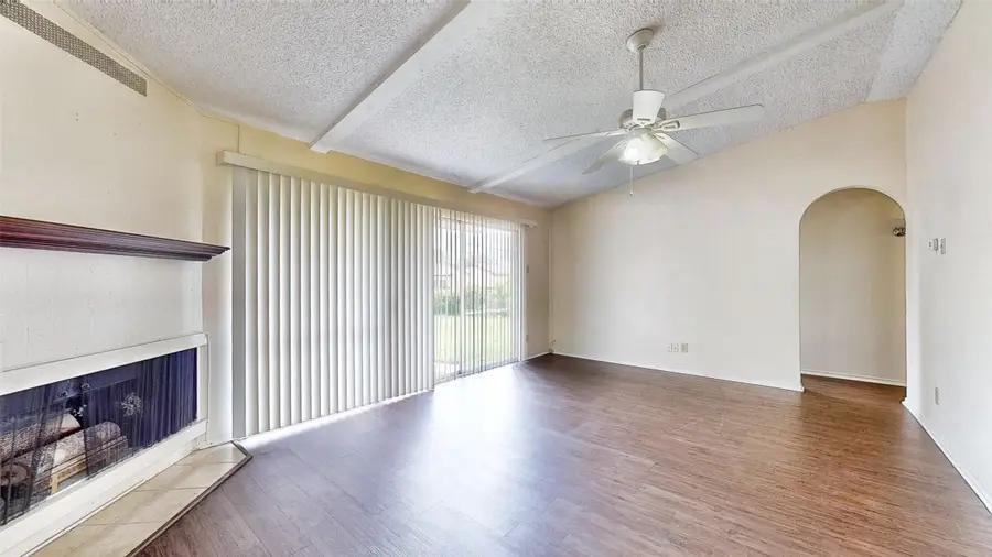 1147 Shadyglen Circle, Richardson, TX 75081 - Image #2