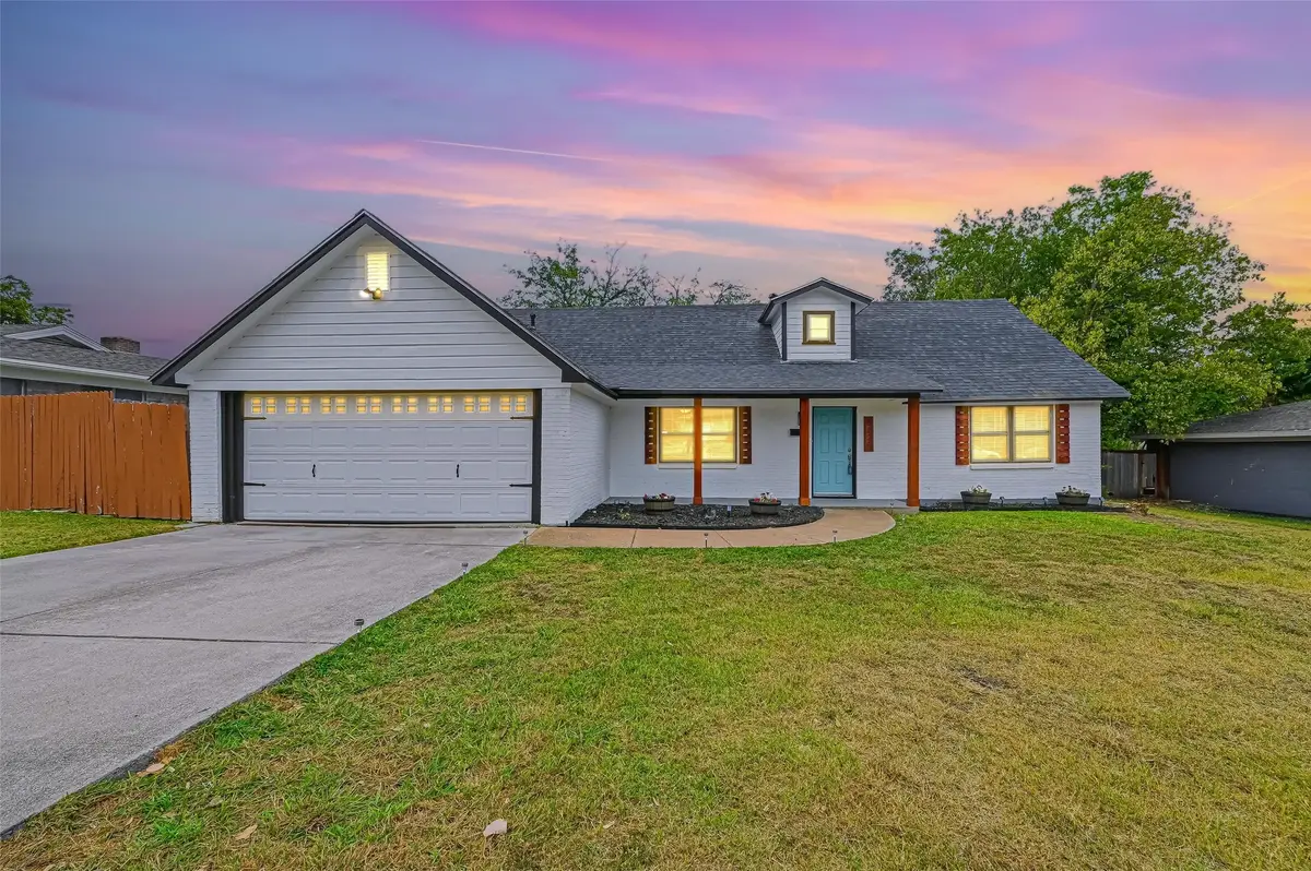 5225 Ruston Avenue, Fort Worth, TX 76133 - Image #1