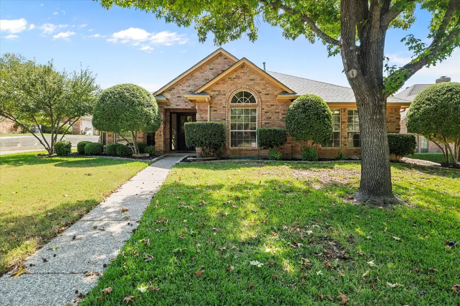 720 Smokerise Circle, Denton, TX 76205 - Image #2