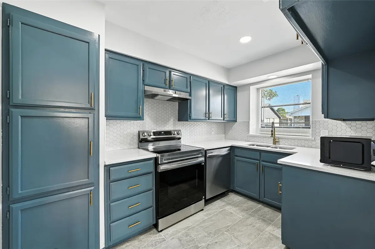 5620 Hearthwood Court, Arlington, TX 76016 - Image #1