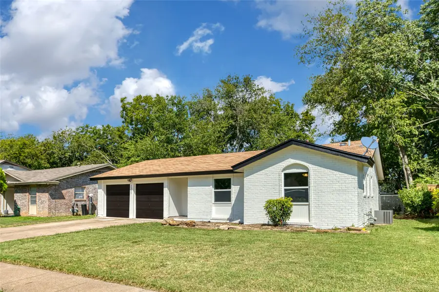 1505 Marlee Lane, Arlington, TX 76014 - Image #2