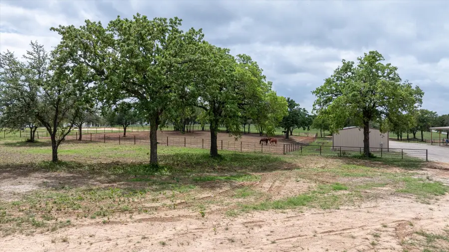 801 Purselley Pass, Weatherford, TX 76087 - Image #2