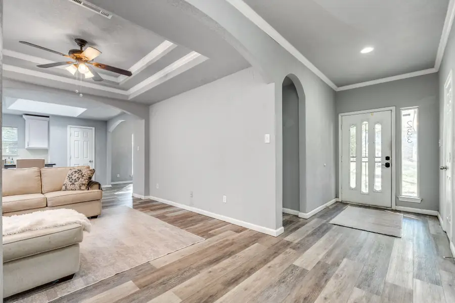 233 Willow Ridge Road, Fort Worth, TX 76103 - Image #3