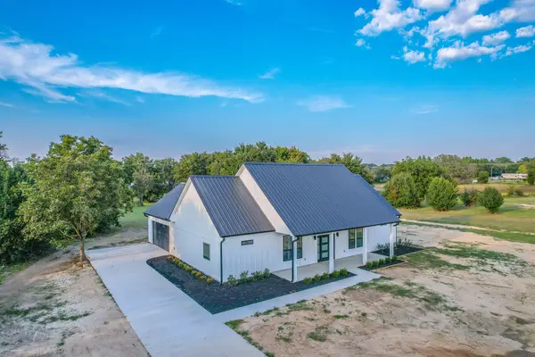 212 Country Lane, Malakoff, TX 75148