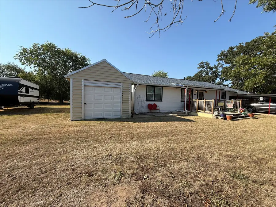 501 E Fitzgerald Street, Bangs, TX 76823 - #3