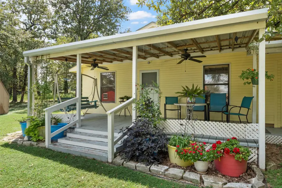 284 County Road 326a, Rosebud, TX 76570 - Image #2