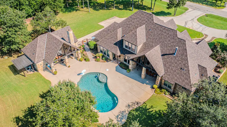 915 Timber Creek Drive, Stephenville, TX 76401 - Image #3