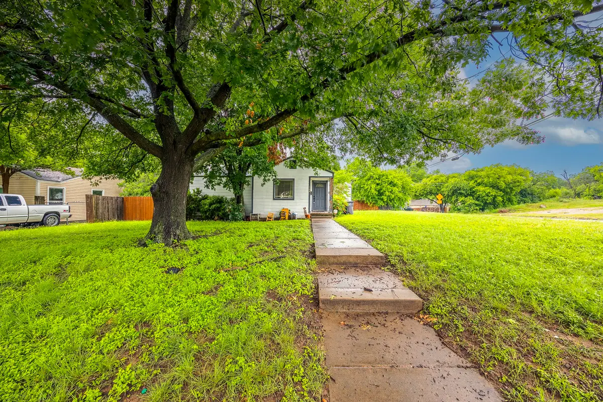 5000 Pamela Drive, Fort Worth, TX 76116 - Image #1