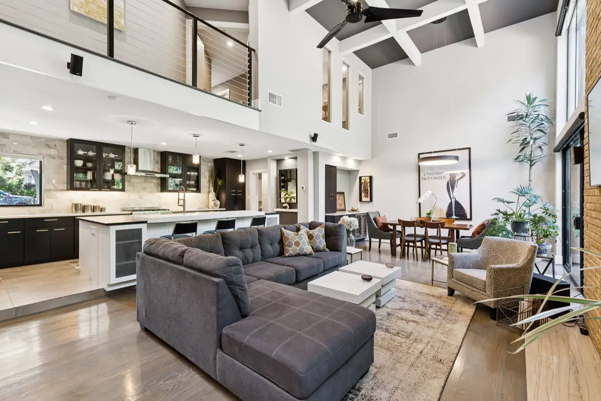 2934 Maple Springs Boulevard, Dallas, TX 75235 - Image #1