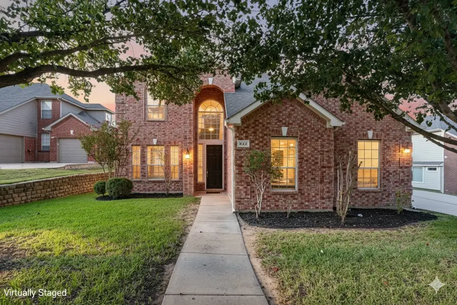 924 Idlewild Court, Highland Village, TX 75077 - Image #2