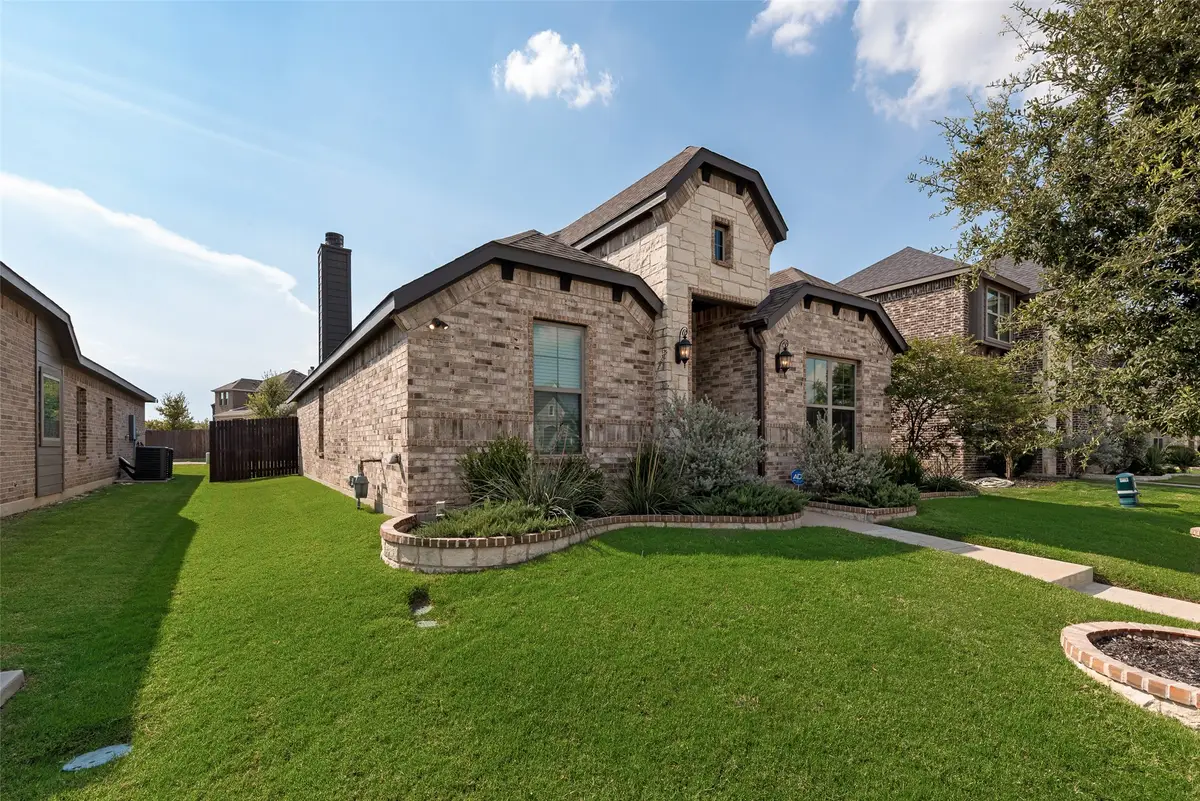 1673 Vista Way, Waxahachie, TX 75165 - Image #1