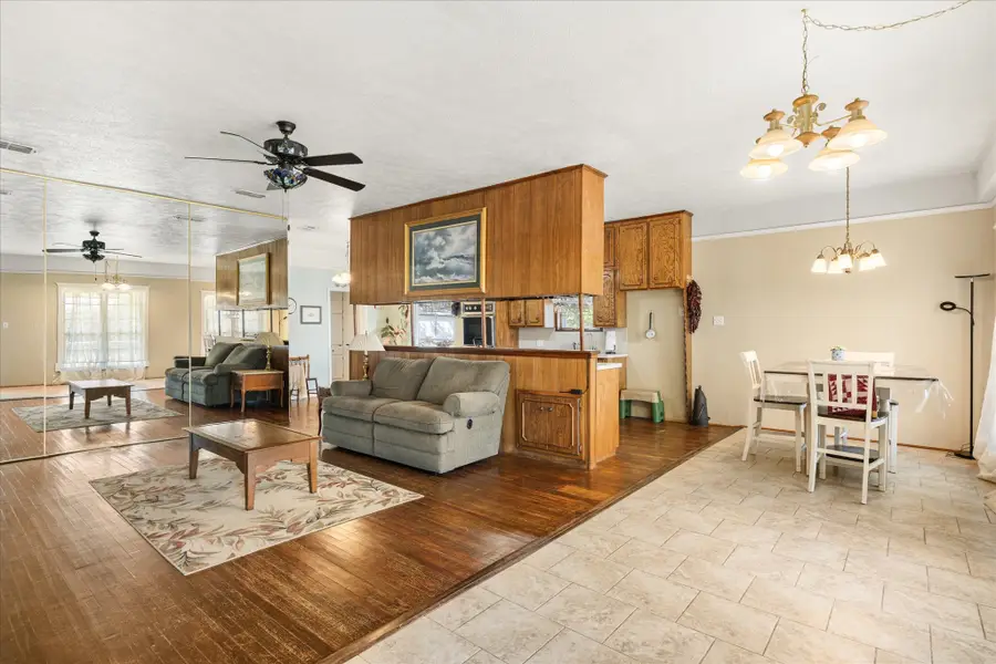 624 Alexander Road, Stephenville, TX 76401 - Image #2