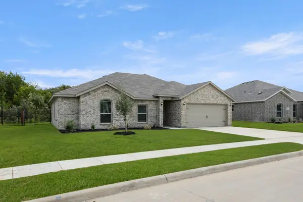 2629 Streamside, Burleson, TX 76028